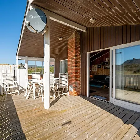 Brigit - 200m From The Sea By Interhome *
